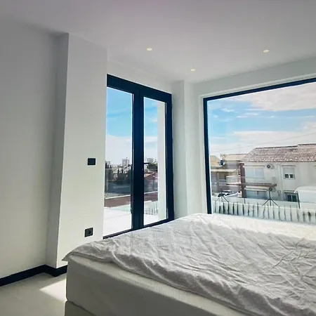 Villa Esta Exclusiva Esta Situada En *