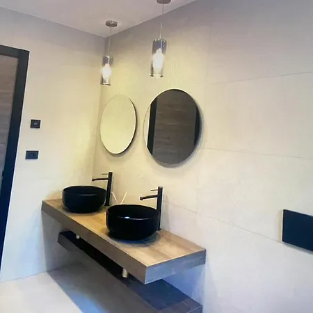 Villa Esta Exclusiva Esta Situada En